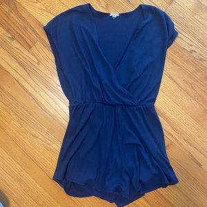 FLATTERING AND COMFY blue romper size sm